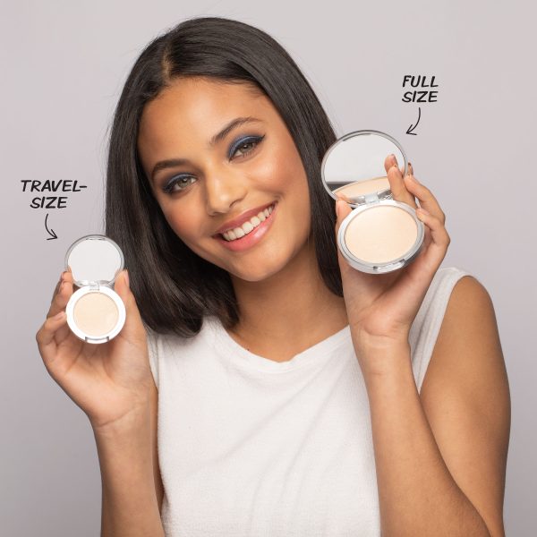 Mary-Lou Manizer® Powder Highlighter Travel-Size - Image 2