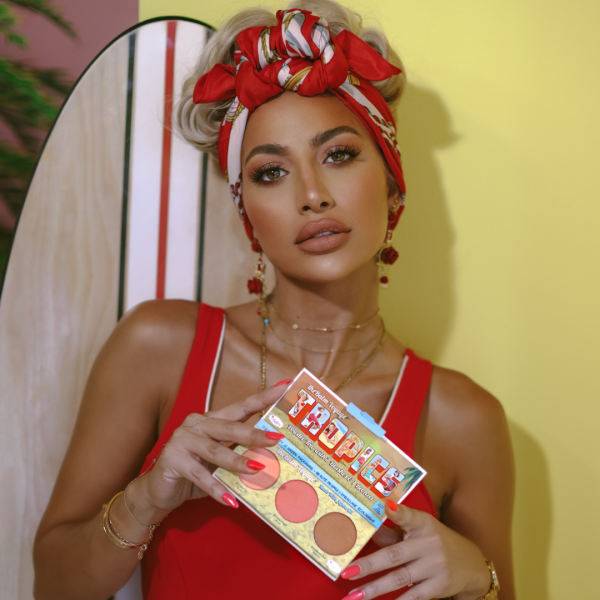 Tropics® Powder Trio - Model Roz x theBalm - Image 2